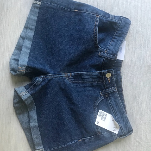H&M Pants - Jean Shorts